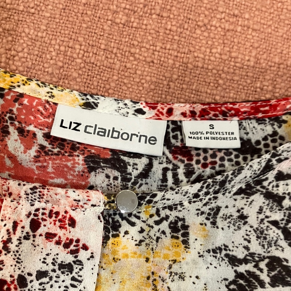 Liz Claiborne small wm’s Floral Blouse - Picture 3 of 14